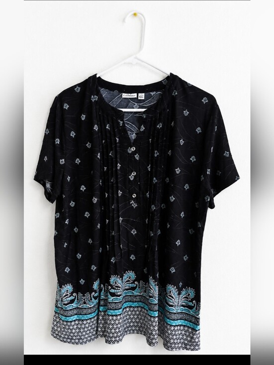 croft & barrow Tops - Croft & Barrow Dark Navy Print Blouse Women’s Large Short Sleeve High Low Hem